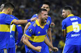 Niềm vui chiến thằng của các cầu thủ Boca Juniors sau trân bóng dài